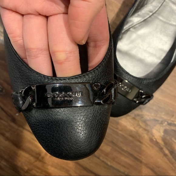 ⚠️SOLD⚠️Coach classic flats 🥿 - Picture 4 of 4